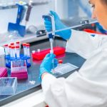 Descubren qué podría determinar la eficacia de una nueva generación de fármacos contra el cáncer
