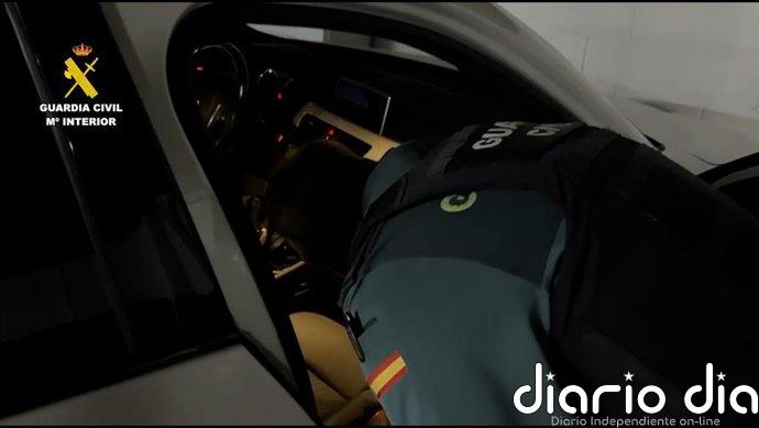 Detenido en Granada un falso comercial por estafar más de 350.000 euros a personas mayores o con discapacidad