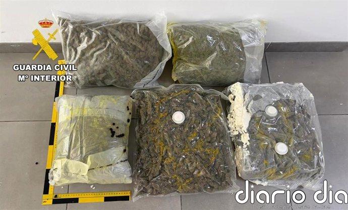 Detenido por ser el destinatario de un paquete con cinco kilos de marihuana en Calvià