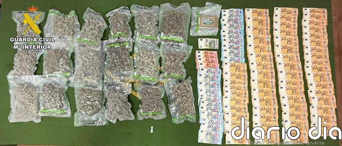 Detenido por tráfico de drogas con dos kilos de marihuana en su coche en Campos