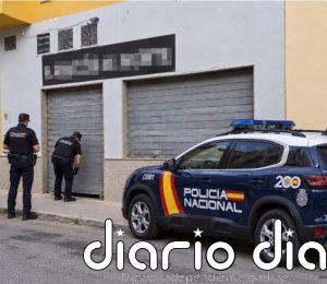 Detenidos dos hombres sorprendidos por la Policía cuando robaban en un bar de El Ejido (Almería)
