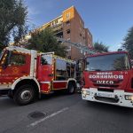 Dos heridos leves por inhalación de humo en el incendio de una vivienda en Móstoles