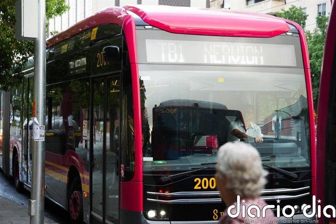 El aparcamiento disuasorio de Torreblanca en Sevilla para el uso del tranvibús arranca en enero y acogerá 250 vehículos