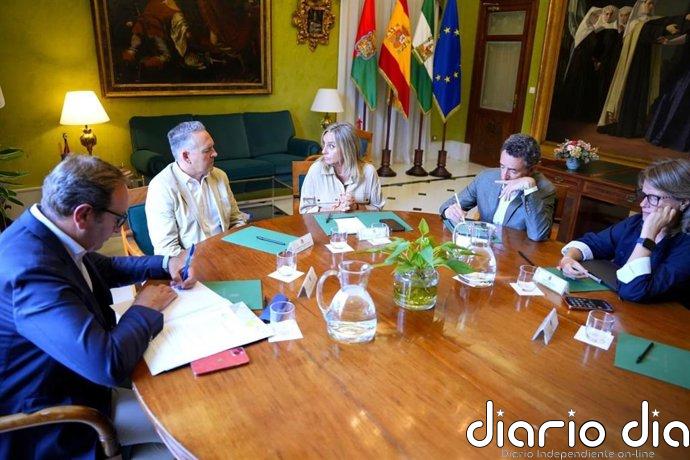 El Ayuntamiento de Granada incorpora el sector de la construcción al dispositivo de respuesta por los terremotos