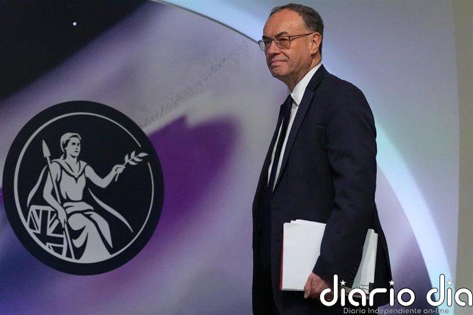 El Banco de Inglaterra mantiene tipos al 3,75% mientras el resto de grandes bancos centrales sube las tasas
