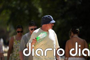 El calor mantendrá en aviso a diez comunidades este lunes, con temperaturas de hasta 40 grados en el Guadalquivir