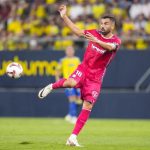 El Ceuta estrena victoria y el Tenerife se lo impide al Cádiz