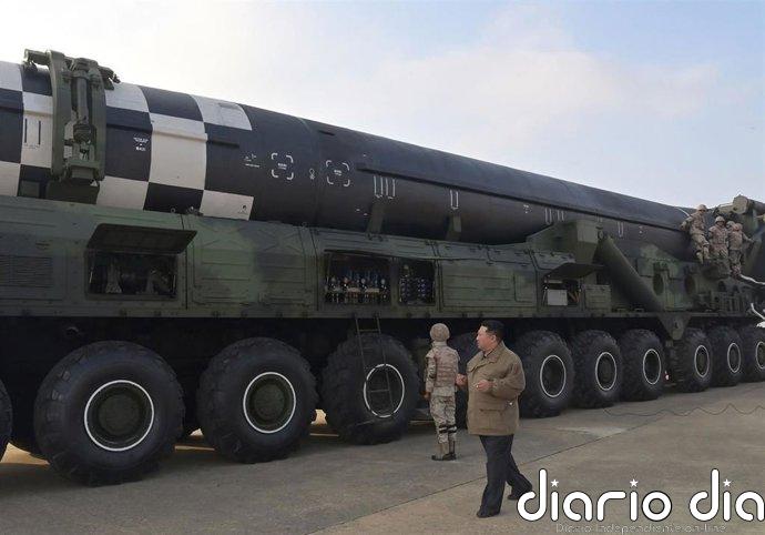 El Congreso aborda este martes la propuesta de Sumar para que España firme el tratado contra las armas nucleares