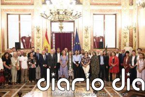 El Congreso aprueba la ley para nacionalizar saharauis con la abstención del PP y el rechazo de Vox