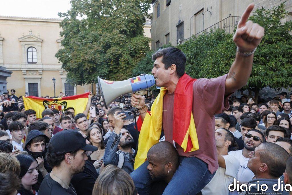 El Congreso retira definitivamente la acreditación de prensa a Vito Quiles