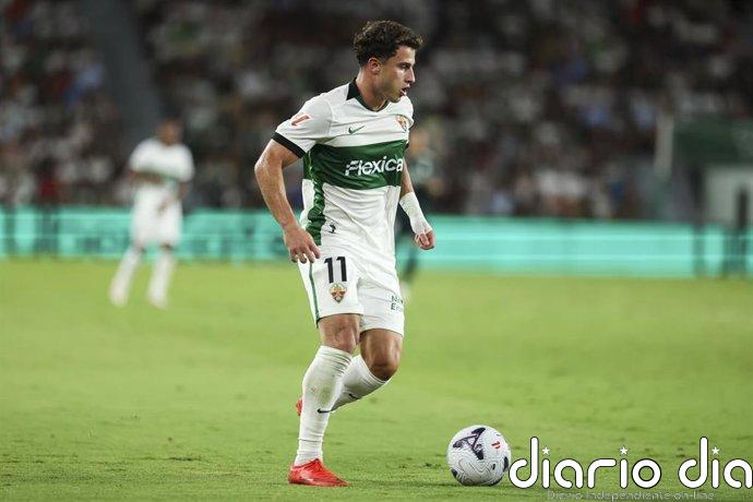 El Elche se estrena con una victoria de mucho mérito ante un precipitado Espanyol
