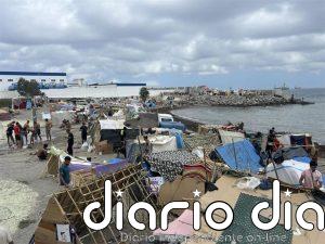 El Gobierno de Ceuta solicita el desalojo urgente del asentamiento levantado junto a la desalinizadora