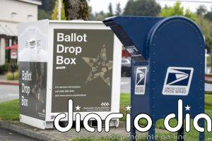 El Gobierno de EEUU pide al Supremo que permita implementar la reforma al voto por correo de Trump para las 'midterms'