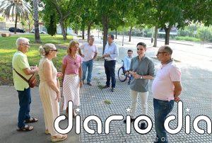 El Gobierno local de Jerez actuará en mejorar acerados, reasfaltar y poda en zona de La Canaleja