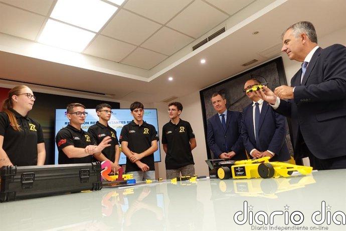 El Gobierno regional destaca el talento investigador de los jóvenes que representarán a España en el Mundial de Singapur