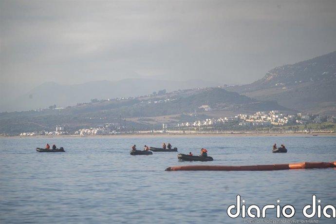 El Gobierno repara la barrera neumática de la frontera del Tarajal en Ceuta