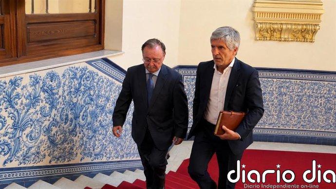 El Gobierno se queja de que Vivas rechazó reunirse con Marlaska el mismo día que recibe a Feijóo en Ceuta