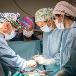 El Hospital Regional de Málaga realiza seis trasplantes renales y tres hepáticos en tres días
