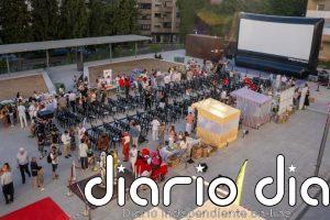 El Hospital Virgen de las Nieves de Granada celebra 'Una noche mágica' de cine de verano