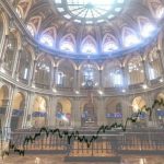El Ibex 35 cede un 0,82% en la media sesión, hasta los 19.600 puntos, ante las dudas por freno de la IA