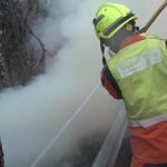 El incendio de Tuéjar podría complicarse por la previsión de fuertes vientos