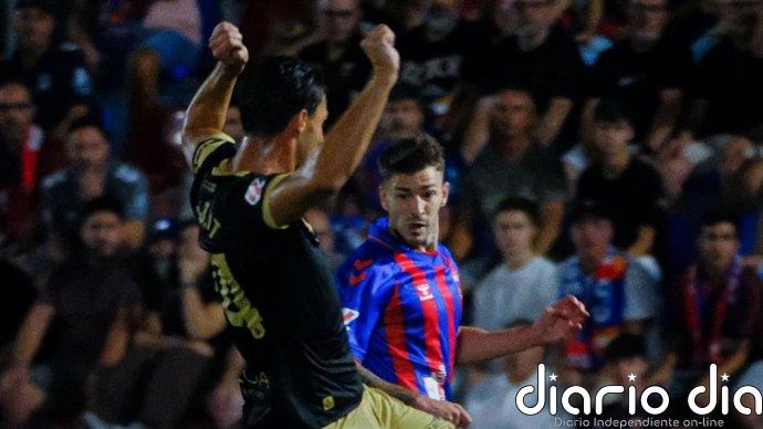 El Mallorca desaprovecha la oportunidad de colocarse líder y el Girona sigue al alza