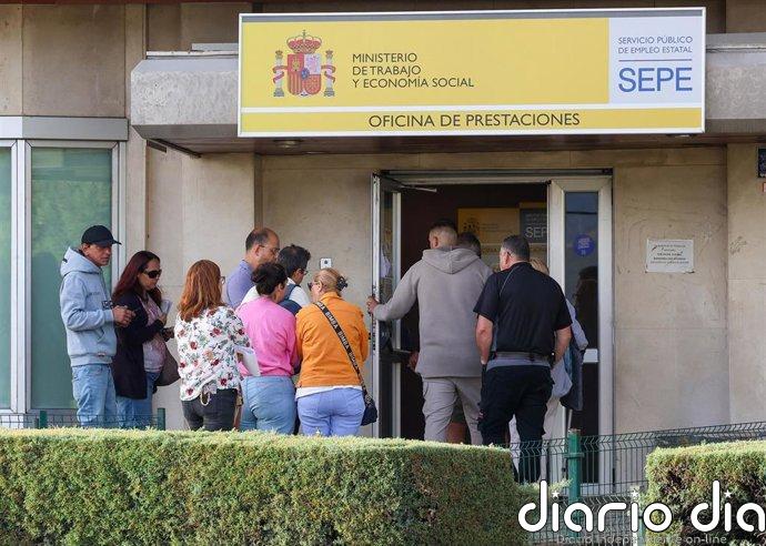El paro de la OCDE bajó en julio al 4,9% con solo España y Finlandia superando el doble dígito