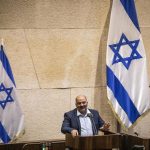 El partido árabe-israelí Lista Árabe Unida incorpora a un exoficial de Policía judío para las elecciones