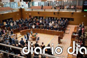 El portavoz de Ayuso comparece sobre el ático este jueves en el Pleno con la oposición reclamando la documentación