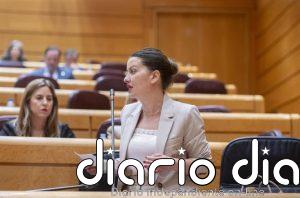 El PP acusa al Gobierno de trasladar a menores migrantes "contra su voluntad" y Rego le reprocha "bloqueo" en acogidas