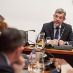 El PP alerta de que la creación de empleo se ralentiza y el Gobierno sólo está "regularizando inmigrantes"