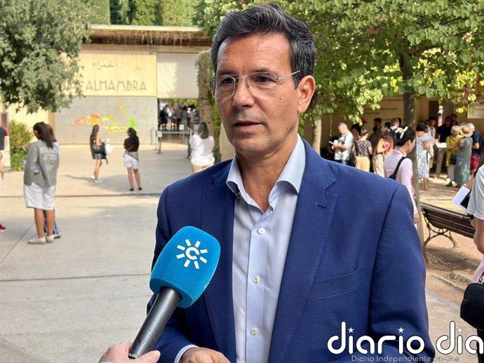El PSOE pide a la Junta explicaciones por "la supresión de la atención sanitaria" en la Alhambra