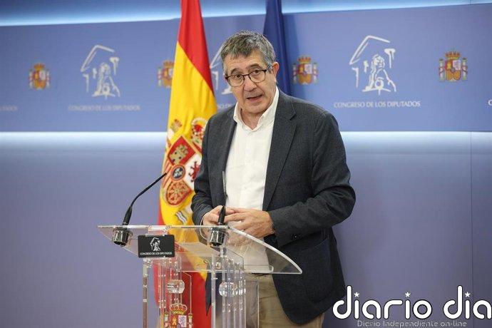 El PSOE tacha al PP de "partido antisistema" por sacar gas pimienta en el Congreso: "¿Hasta dónde van a llegar?"
