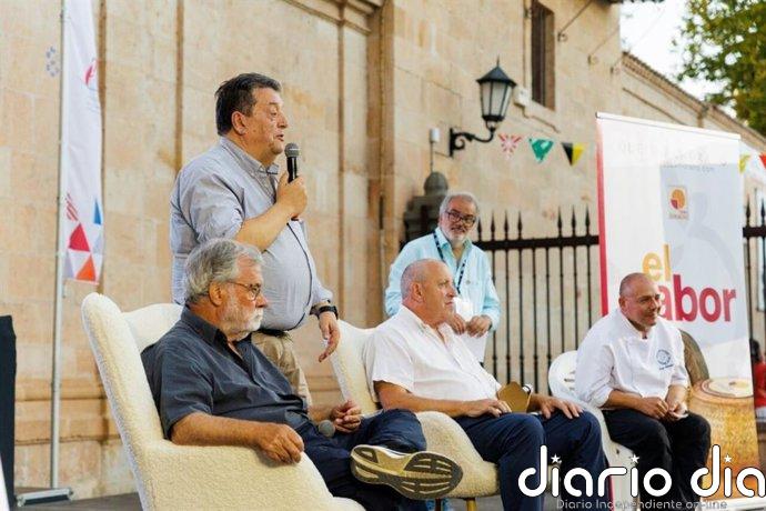 El Queso Zamorano y el Roquefort sellan un hermanamiento con "vocación de futuro" en una gran cata en Fromago