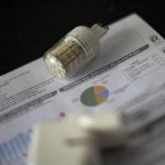 El recibo de la luz se dispara un 28% en su septiembre más caro desde 2022 y supera los 104 euros
