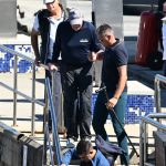 El rey Juan Carlos I vuelve a disfrutar del mar en Sanxenxo junto a la infanta Elena y María Zurita
