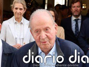 El Rey Juan Carlos, su emoción al abandonar España con la infanta Elena para ser premiado en Francia por sus memorias