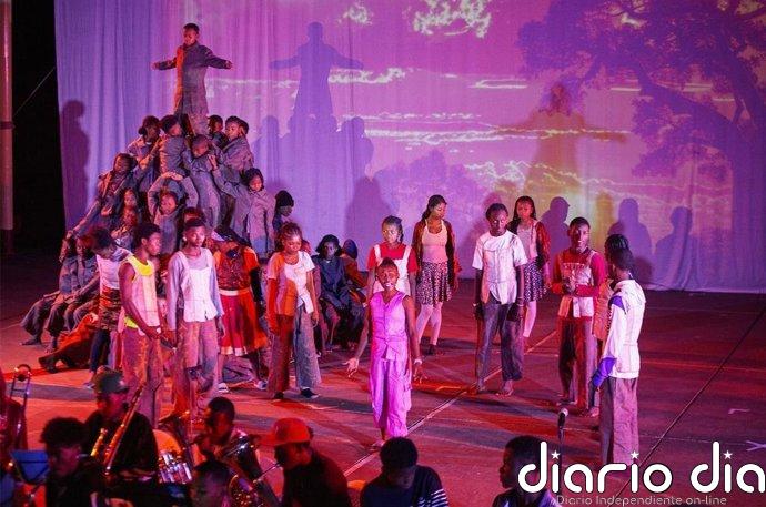 'El sueño de Nirina', ópera para contar la historia de sus intérpretese