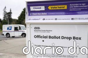 El Supremo de EEUU rechaza autorizar la orden de Trump contra el voto por correo para las 'midterms'