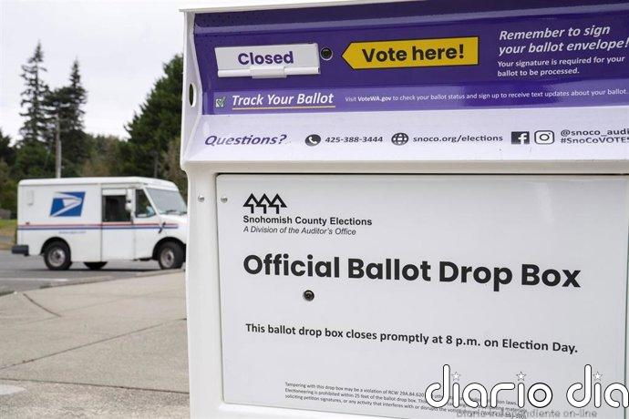 El Supremo de EEUU rechaza autorizar la orden de Trump contra el voto por correo para las 'midterms'