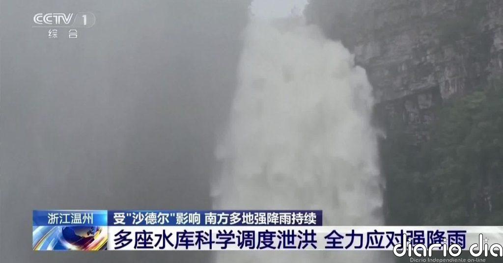 El tifón Saudel toca por tercera vez tierra en China