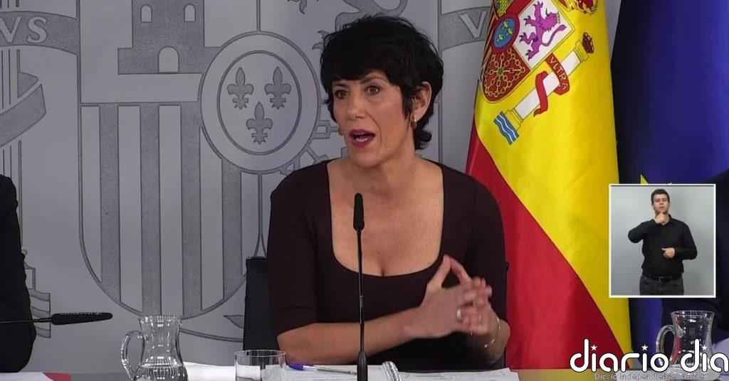 Elma Saiz: "Vivas ha dejado de hablar como el presidente de Ceuta para solo escuchar de su boca el argumentario del Partido Popular"