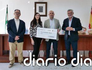 Entregado en Suflí el primer cheque bebé de la 'Estrategia Almería 103'