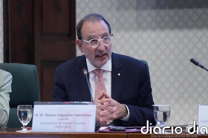 ERC, Comuns y CUP piden la comparecencia de Espadaler por la traducción del juicio de Español