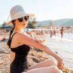Especialista apuesta por gafas de sol que cubran bien el contorno del ojo para protegerlo de la radiación ultravioleta