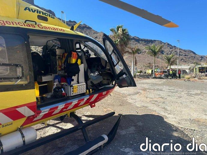 Evacuado un hombre de 41 años en helicóptero tras la colisión entre un coche y un camión en La Aldea