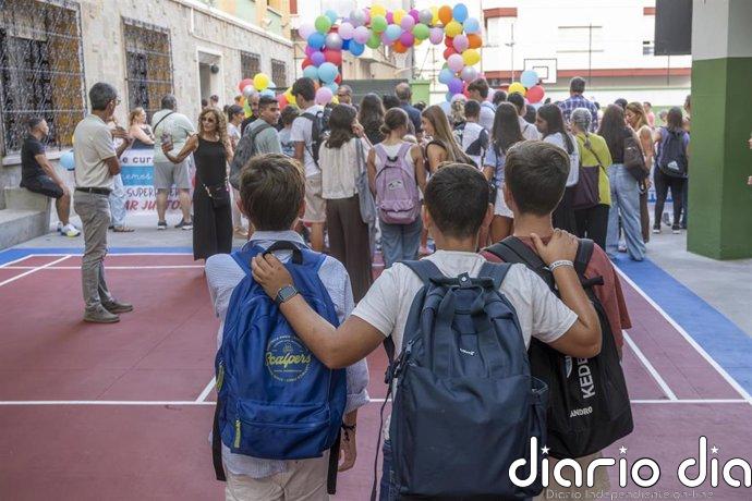 Familias ceutíes comienzan el curso escolar con ansia de volver a la normalidad pese al "miedo"
