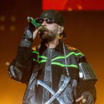 Feid estrena el EP 'El club de las 19 flores', un homenaje a sus raíces que expande su universo 'Green print'