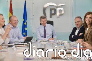 Feijóo da luz verde a los congresos de Galicia, Madrid, Murcia, Cantabria y Canarias, y activa una gestora en Navarra