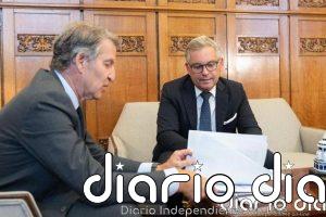Feijóo pide a la UE el "retorno inmediato" de los inmigrantes de Ceuta y que medie para que Rabat cumpla con aceptarlos
